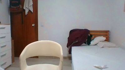 Preview photo of webcam model fox9222 on Cam4