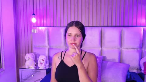 emmarichards: عارضة كاميرا ويب على BongaCams
