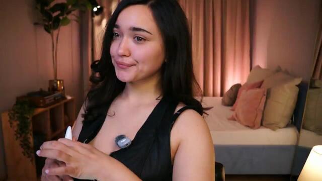 gisell-jones — Flirt4Free वेबकैम मॉडल: फ़ोटो