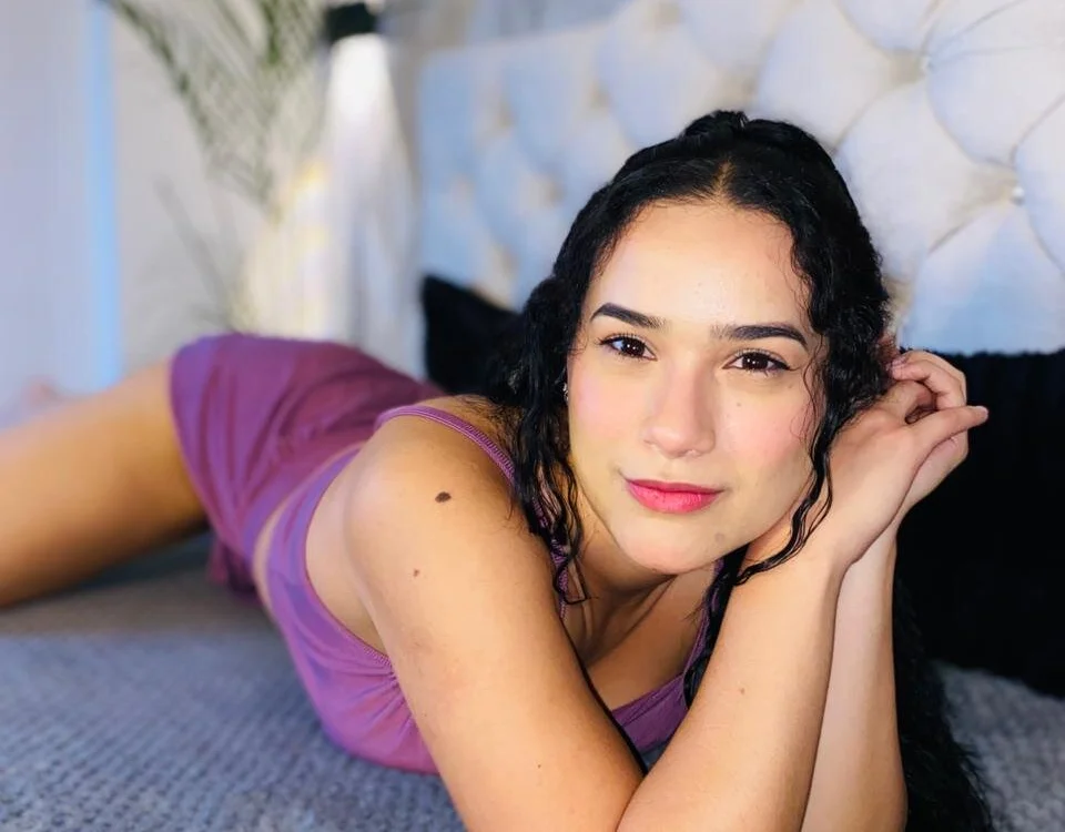 love_kriss, webcammodell på Stripchat: bilder