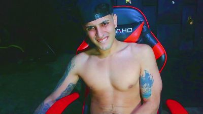 alessandroagt, cam model su Cam4: foto