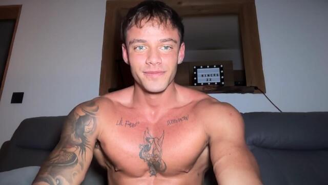 Preview photo of webcam model jett-carter on Flirt4Free