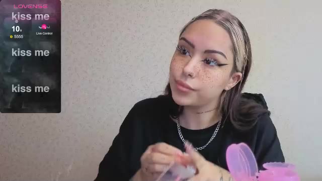 kim_brownie на Chaturbate: слики и профил