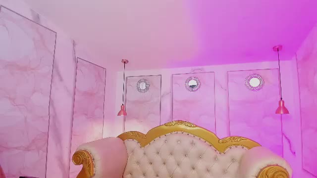 Preview photo of webcam model evalin1 on Chaturbate