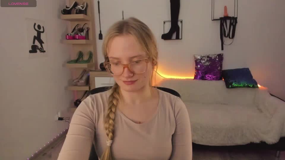 nancynaughtygim: عارضة كاميرا ويب على XloveCam