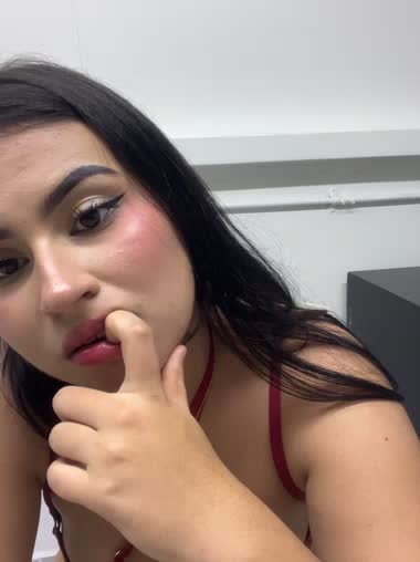 hannahbecker – уебкам модел в XloveCam: снимки