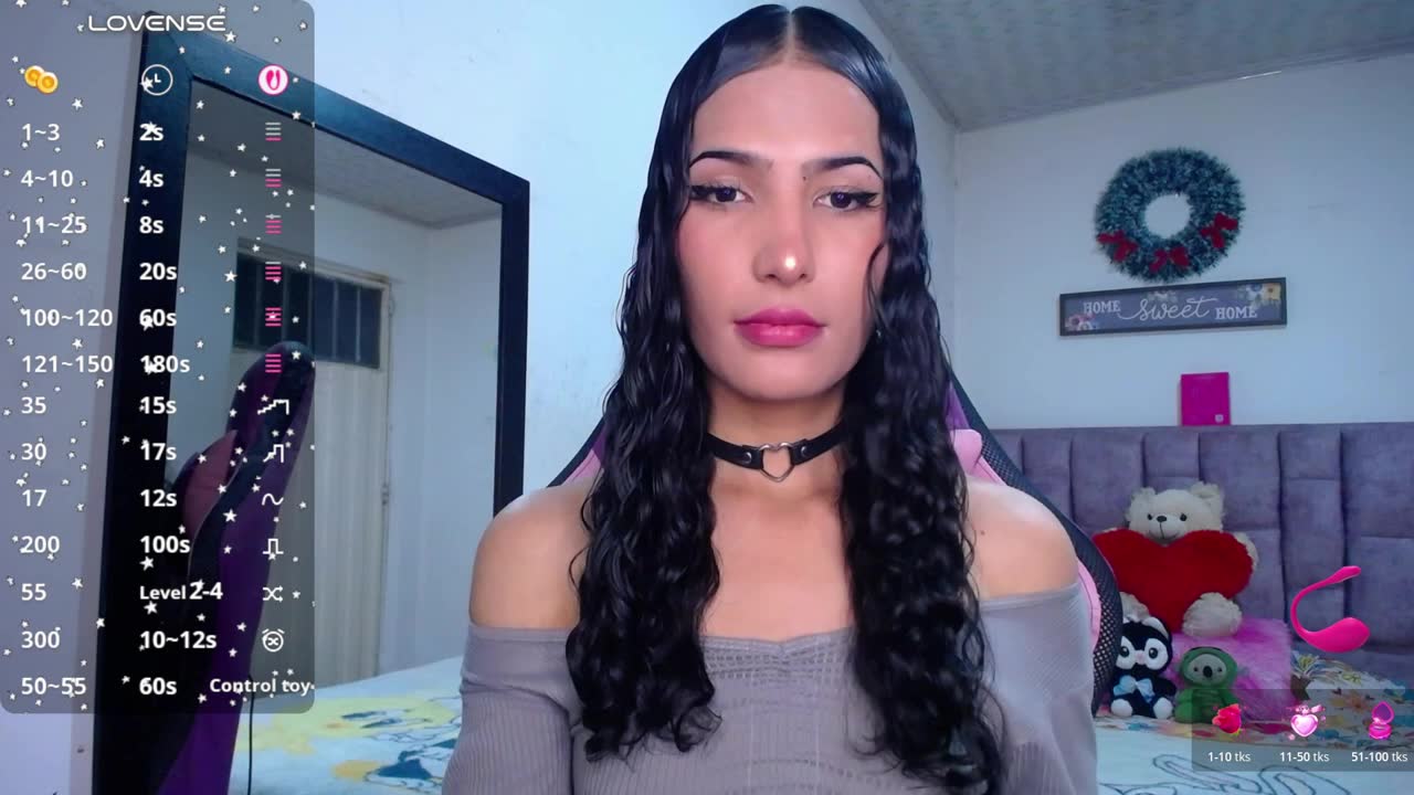 lunardy (XloveCam): ảnh người mẫu webcam