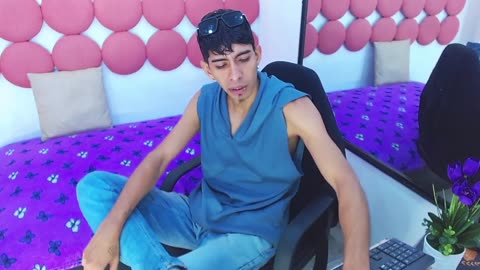 Preview photo of webcam model drakejack on BongaCams