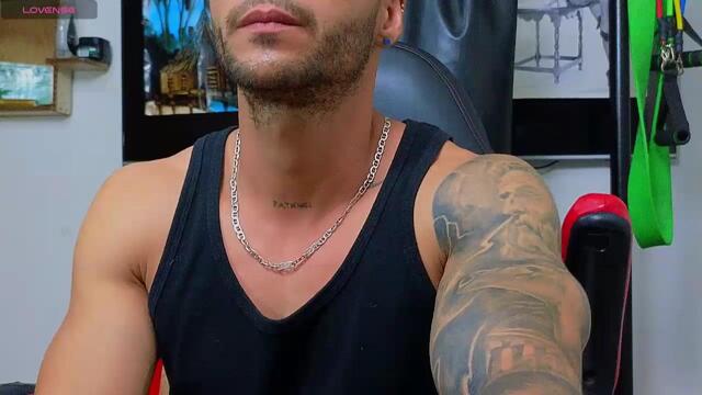 ethan-g – уебкам модел в Flirt4Free: снимки