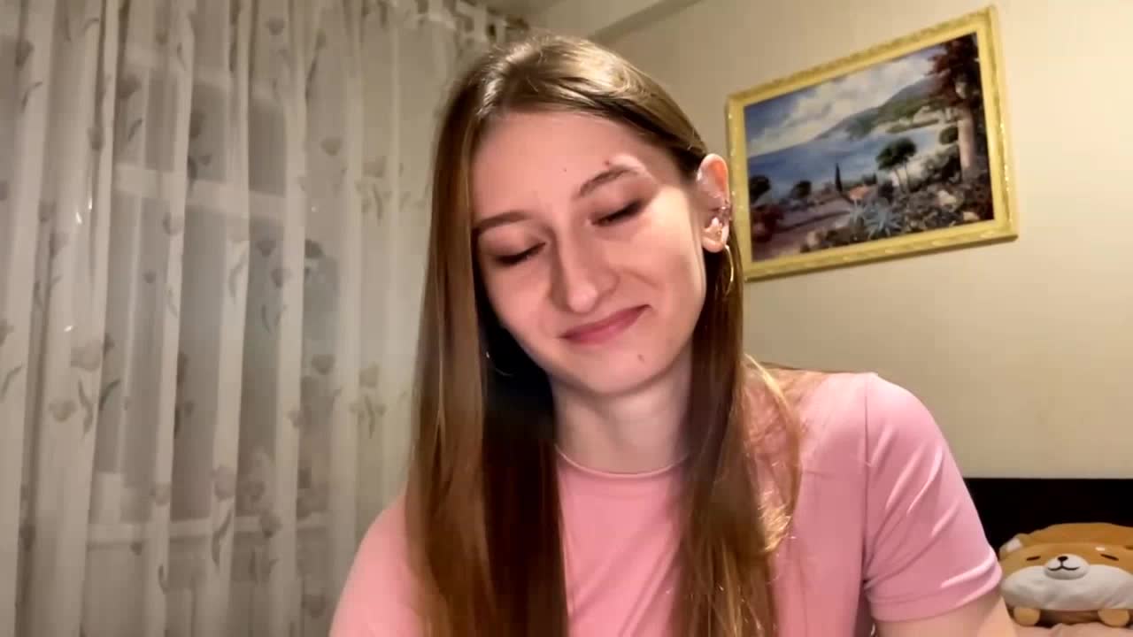 gwynbartell (XloveCam): ảnh người mẫu webcam