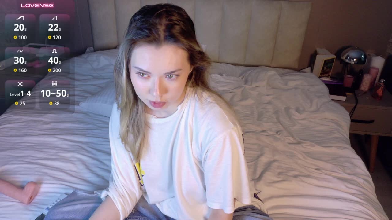 gwenonline di XloveCam: foto model webcam