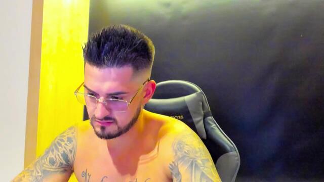ashton-muller (Flirt4Free): ảnh người mẫu webcam