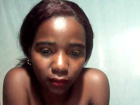 landiqueen12 — BongaCams वेबकैम मॉडल: फ़ोटो