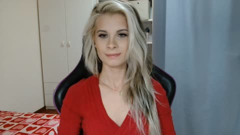 kristinenatural (BongaCams): nuotraukos, profilis