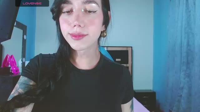 karla_zambrano — Chaturbate 直播模特：照片与资料