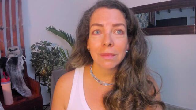 dominika-frost, webcammodell på Flirt4Free: bilder