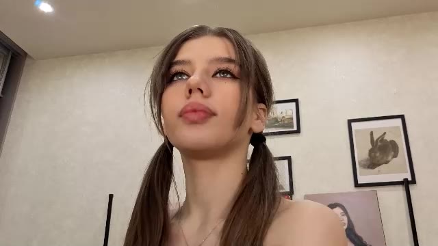 jenie_fire – уебкам модел в Chaturbate: снимки
