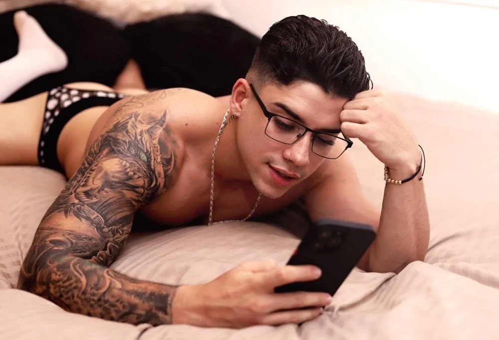 Mike_montoya1 (Stripchat): nuotraukos, profilis