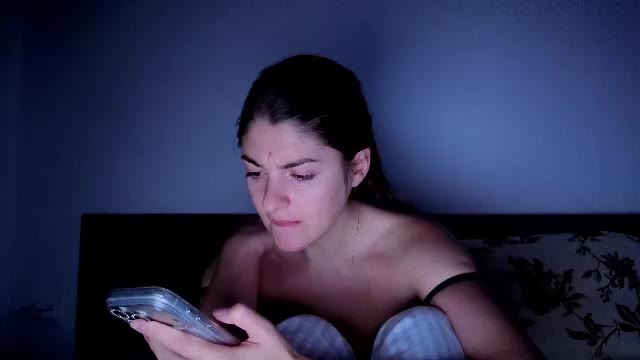 _just_a_simple_girl na Chaturbate: fotky a profil