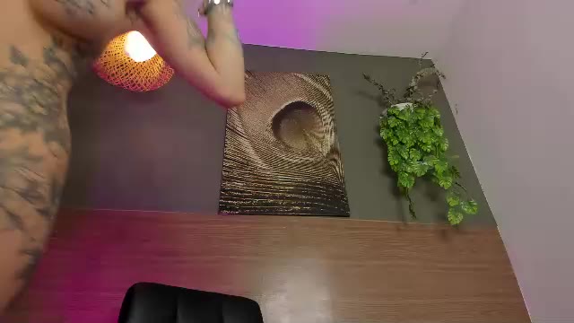 ginebraafxx_ — Chaturbate 直播模特：照片与资料
