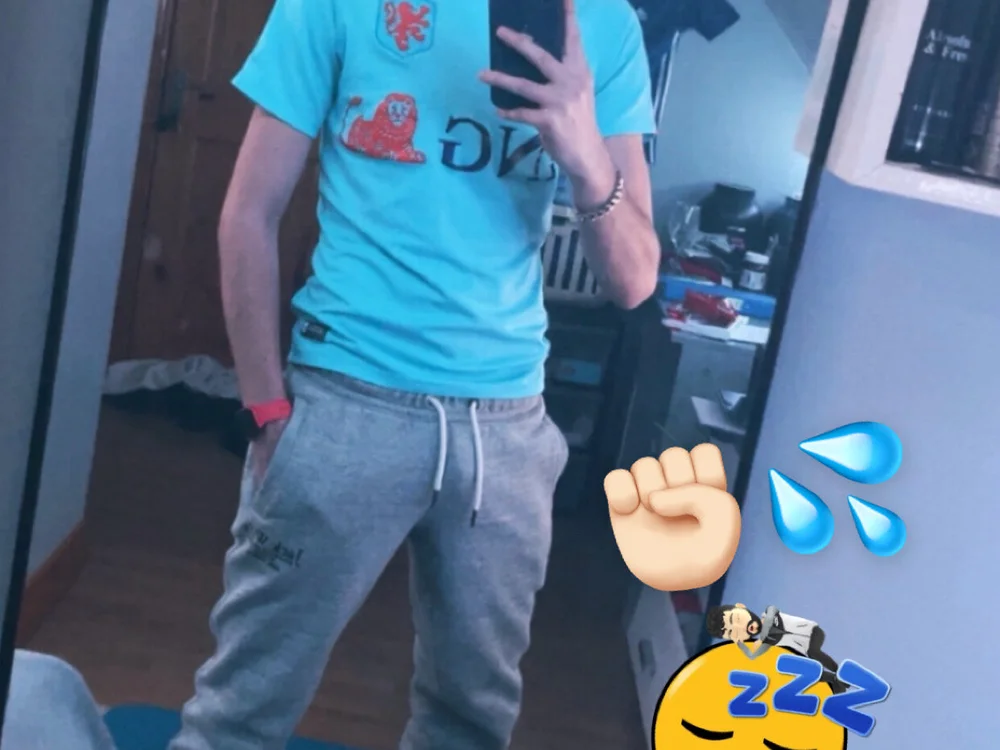 funlad245, вебкам модел на Stripchat: слике