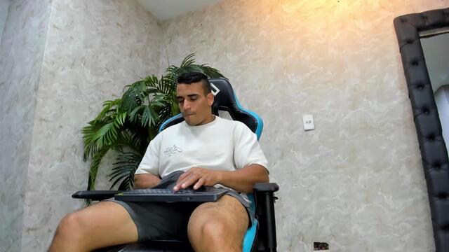joseph-core në Flirt4Free: foto dhe profili