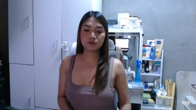 asianwet11 na Chaturbate: fotky a profil
