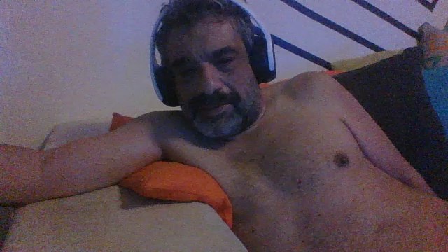 benenzo – Cam4 webkamerás modell