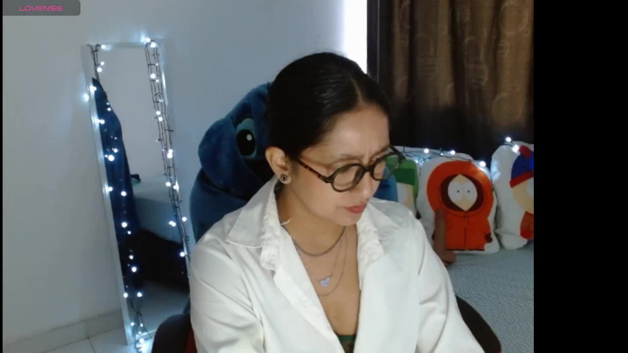 novahperotti — XloveCam वेबकैम मॉडल: फ़ोटो