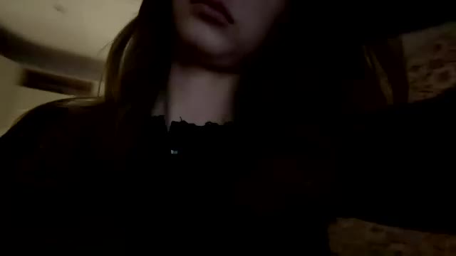 tinypurl: عارضة كاميرا ويب على Chaturbate