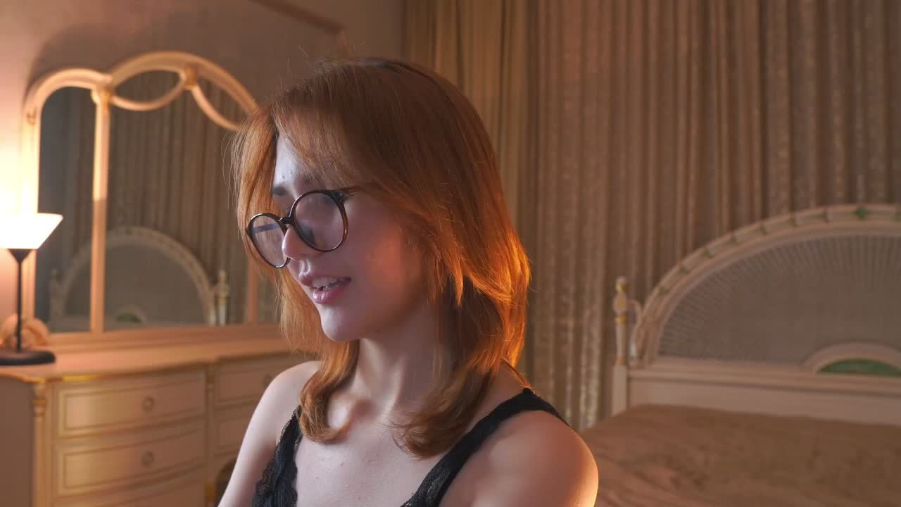 elmagalizia — XloveCamのライブ配信モデル:写真・プロフィール