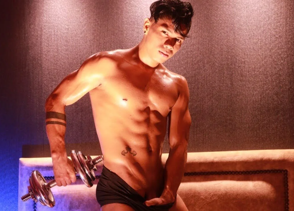 j_musiry, μοντέλο webcam στο Stripchat