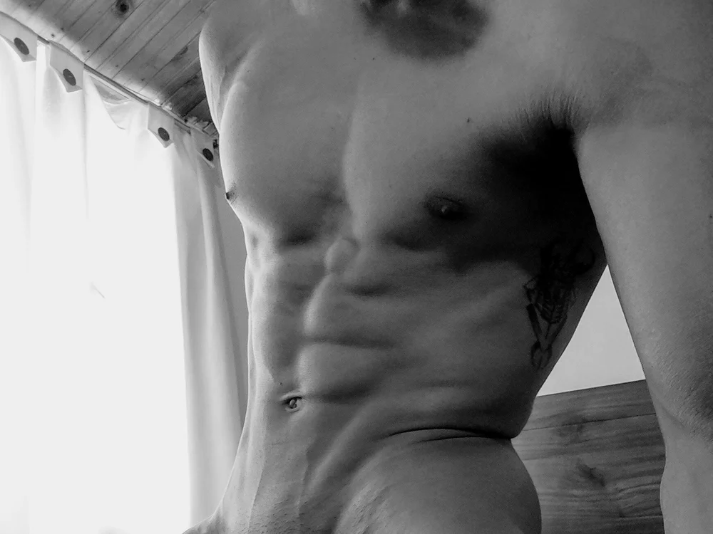 sornero777111 на Stripchat: слики и профил