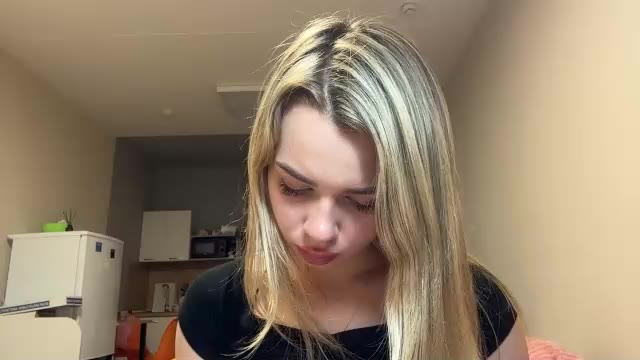 floycostenive на Chaturbate: фото вебкам-моделі