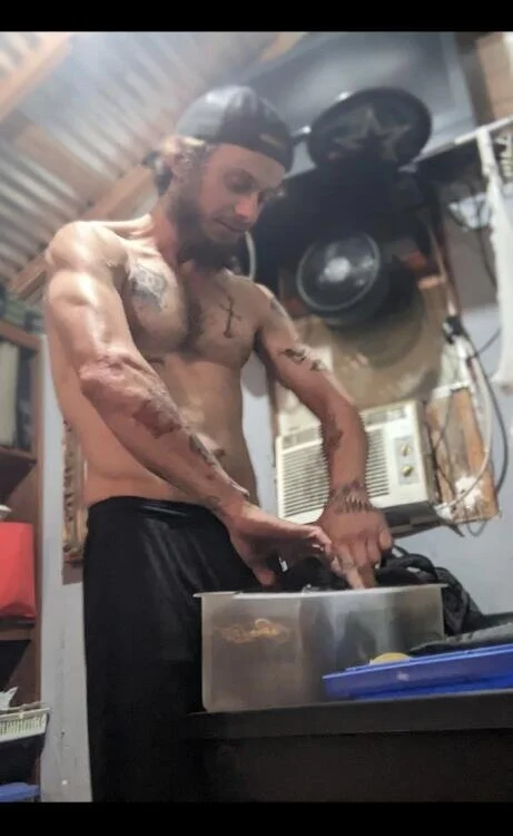 CloudDadddyyy, cam model su Stripchat: foto