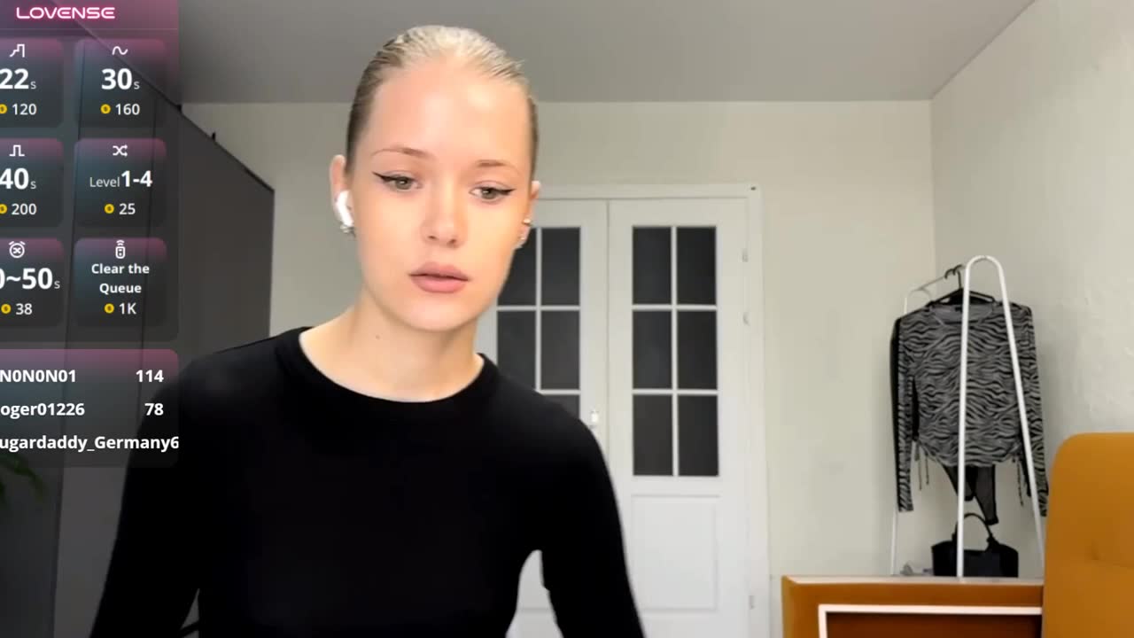 lillianawhang – XloveCam webkamerás modell