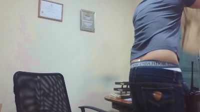 officeb0y, model webcam pe Cam4: poze