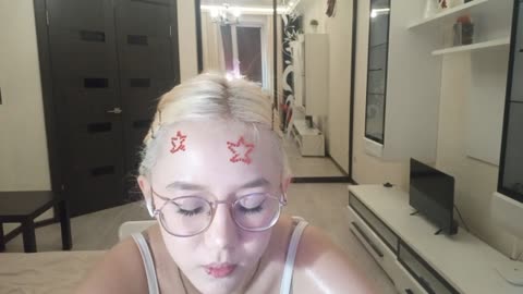 myrlehenggeler, modèle webcam BongaCams : photos