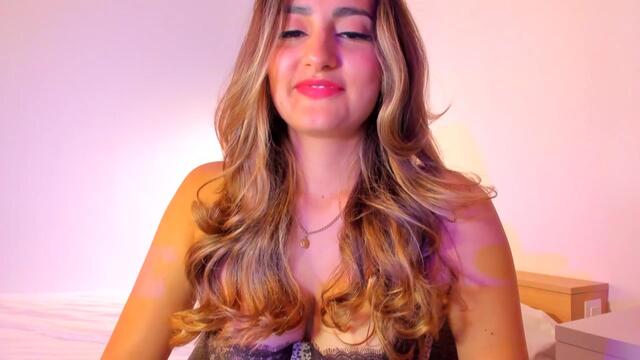 bella-jonnes — Flirt4Free वेबकैम मॉडल: फ़ोटो