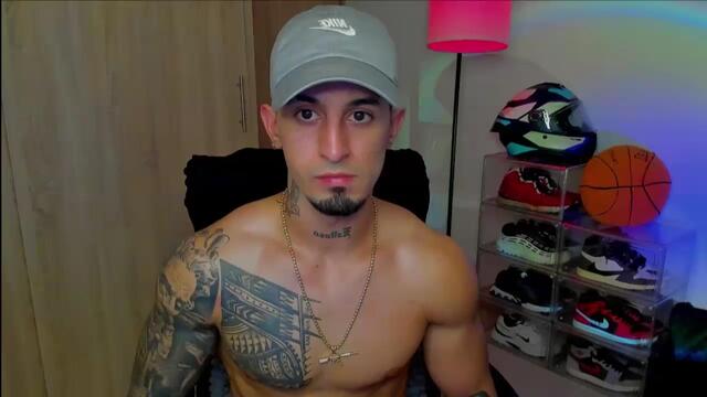brody-dallas, model webcam pe Flirt4Free: poze