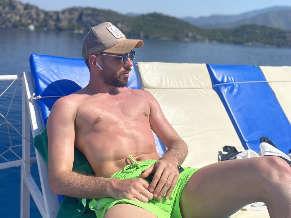 Фото вебкам-модели speddy34 на Stripchat