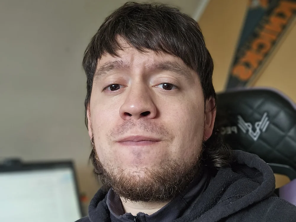 sste1n – Webcam-Modell auf Stripchat