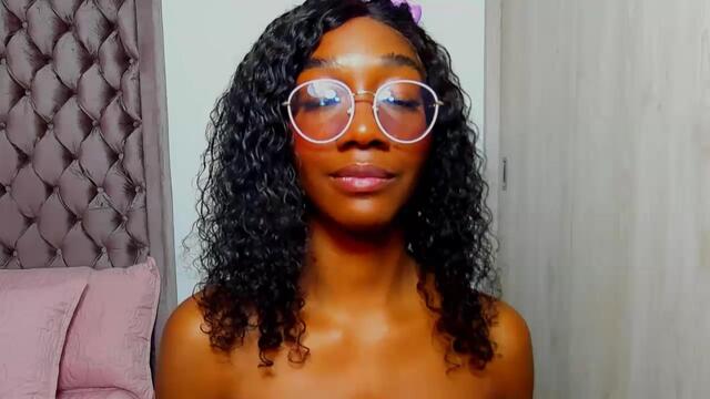 zoey-smily, webcam model na Flirt4Free: slike