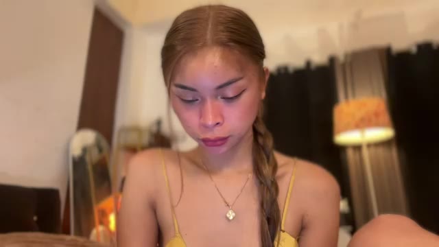 suckablechick në Chaturbate: foto dhe profili