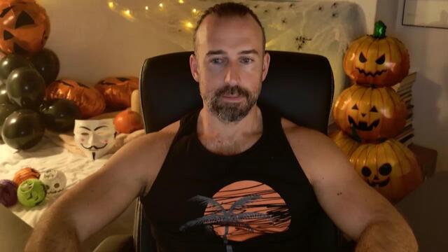 Preview photo of webcam model robert-smiley on Flirt4Free
