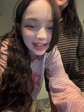 Baby_Tiny — Stripchat: ფოტოები და პროფილი