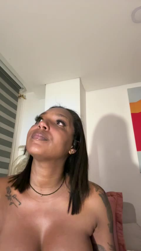 ambarsantana — LiveJasmin वेबकैम मॉडल: फ़ोटो