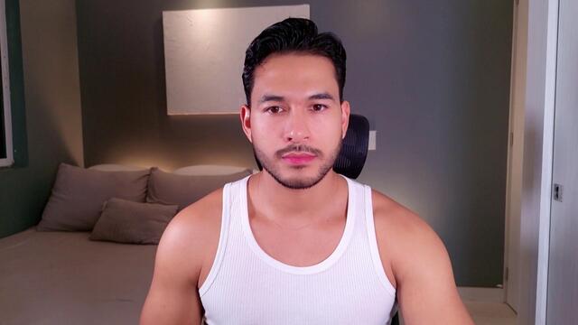 lian-cruz: عارضة كاميرا ويب على Flirt4Free