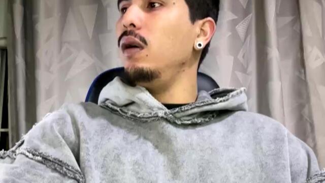 Preview photo of webcam model tobby-ramirez on Flirt4Free