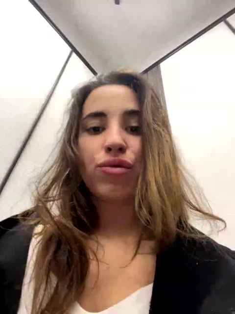 etokiska na BongaCams: fotky a profil